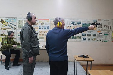 Ветераны на огневом рубеже